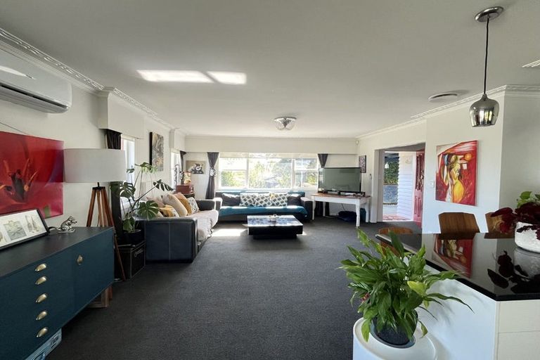 Photo of property in 998 Paerata Road, Paerata, Drury, 2676