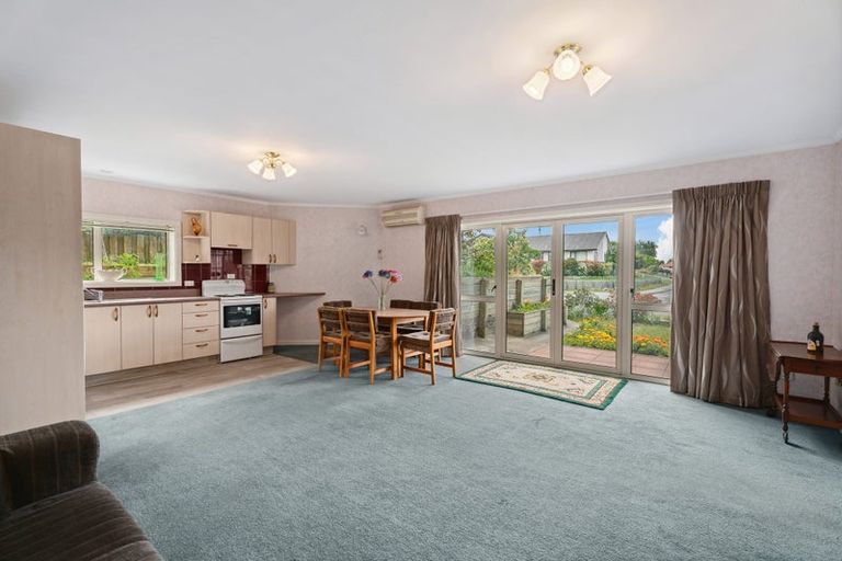 Photo of property in 16 Waenga Drive, Cromwell, 9310