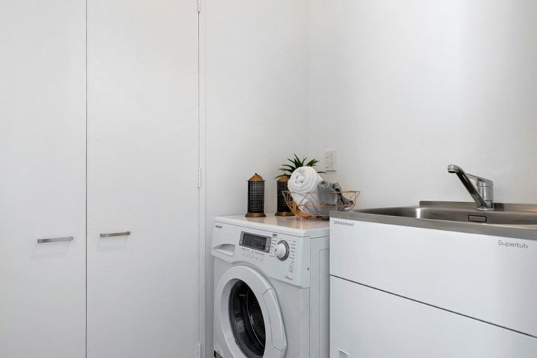 Photo of property in 10/140 Office Road, Merivale, Christchurch, 8014