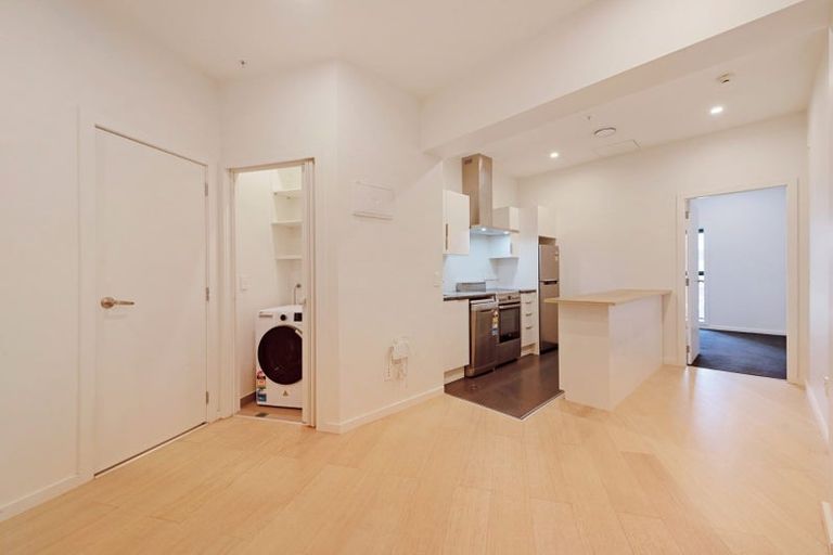 Photo of property in Quantum On Thorndon Quay, 1/163c Thorndon Quay, Pipitea, Wellington, 6011