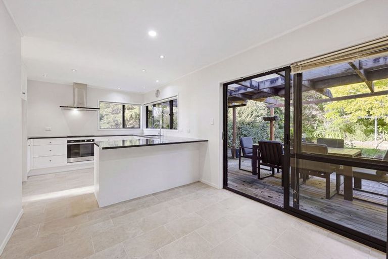 Photo of property in 42 Murvale Drive, Bucklands Beach, Auckland, 2014