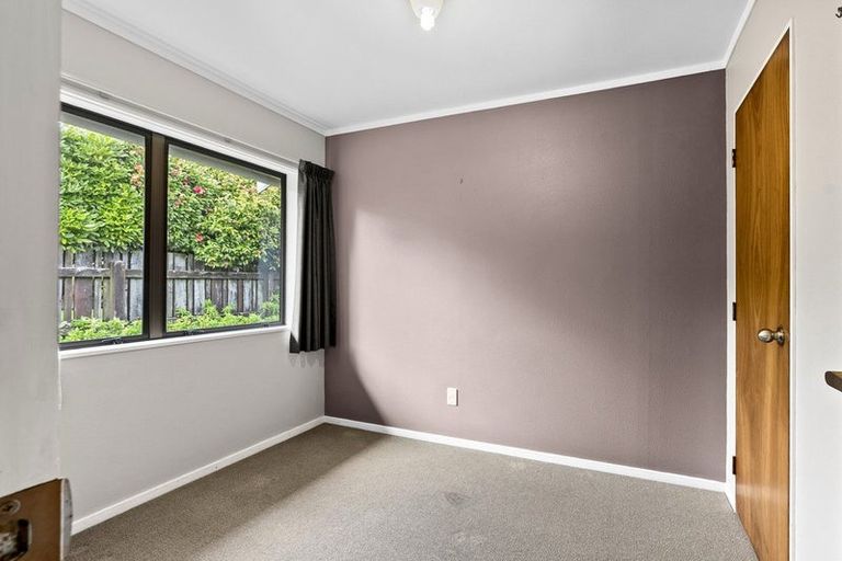 Photo of property in 33b Branch Road, Highlands Park, New Plymouth, 4312