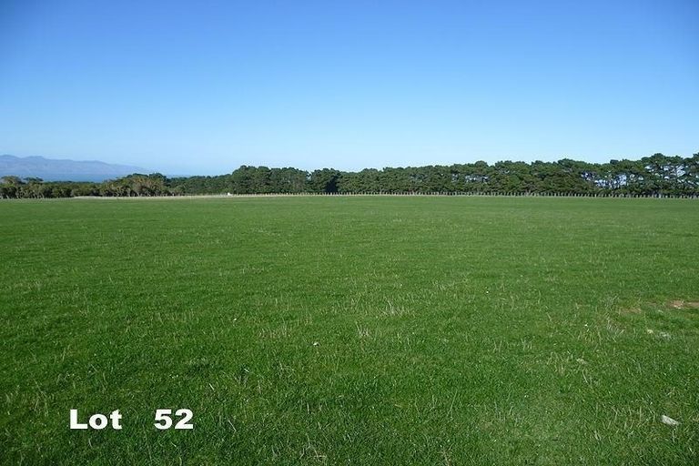 Photo of property in 52 Western Lake Road, Western Lake, Featherston, 5773