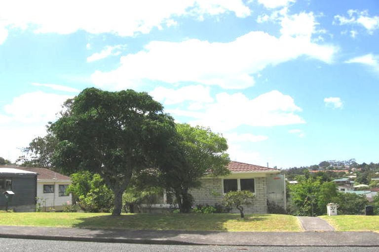 Photo of property in 1/37 Cockayne Crescent, Sunnynook, Auckland, 0620