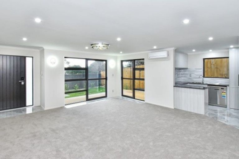 Photo of property in 10a Rothery Road, Hillpark, Auckland, 2102