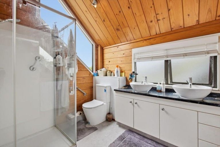 Photo of property in 63 Kayelene Place, Omokoroa, 3114