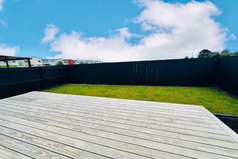 Photo of property in 4 Huljich Way, Hobsonville, Auckland, 0616