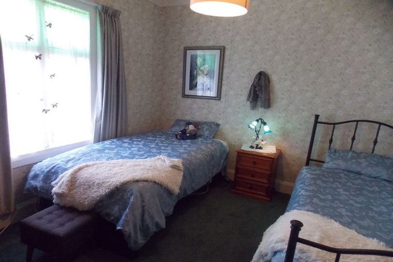 Photo of property in 30 Kuku Street, Tangimoana, 4822