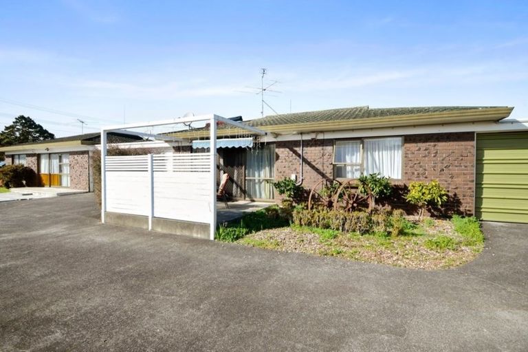 Photo of property in 2/26 Prictor Street, Papakura, 2110