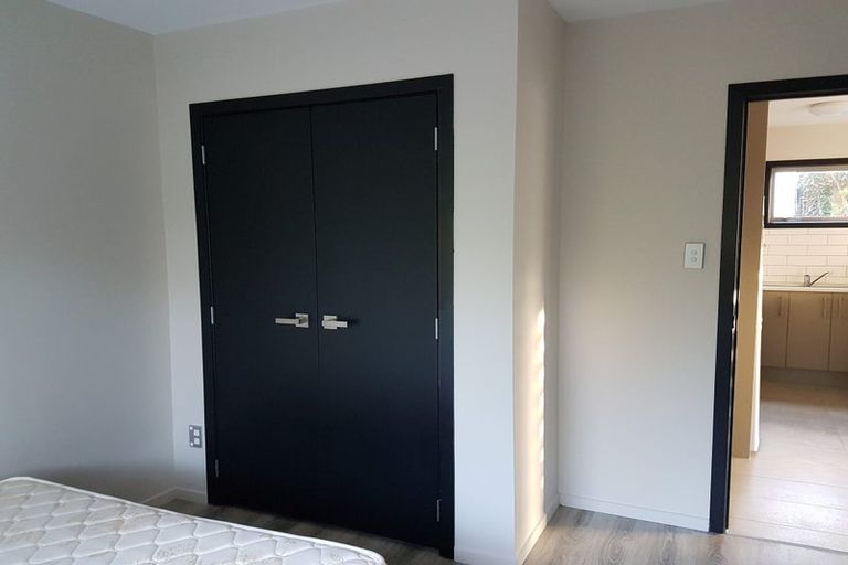 Photo of property in 208 Don Buck Road, Massey, Auckland, 0614