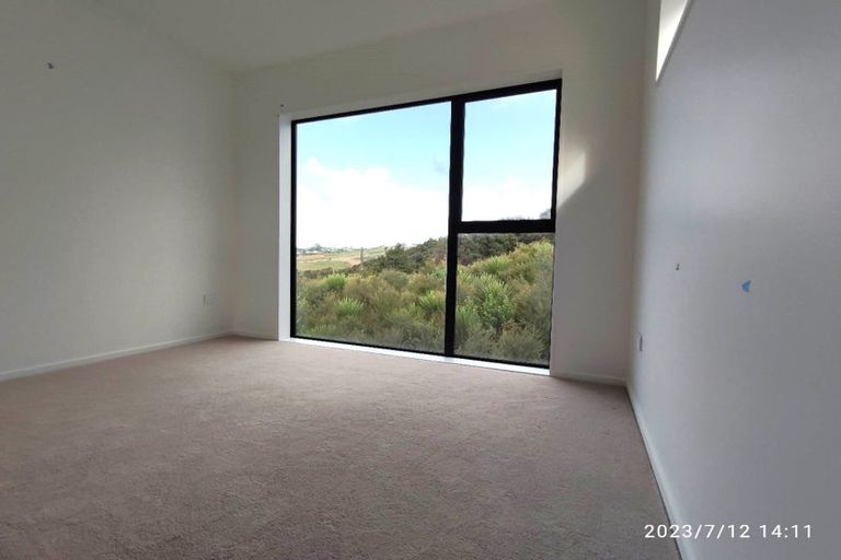 Photo of property in 10 Ringi Lane, Orewa, 0931