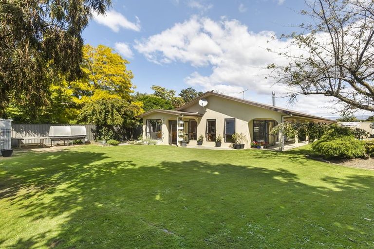 Photo of property in 2 Coleraine Street, Cromwell, 9310