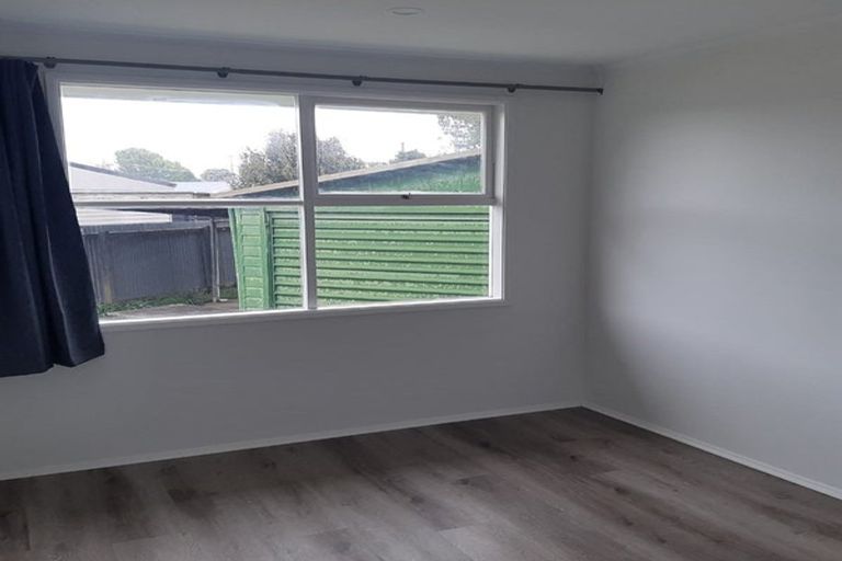 Photo of property in 12 Almond Place, Mount Wellington, Auckland, 1060