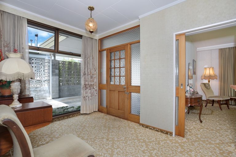 Photo of property in 19 Fitzroy Street, Terrace End, Palmerston North, 4410