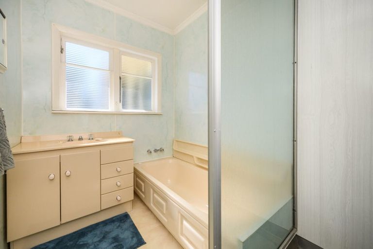 Photo of property in 17 Paisley Street, Awapuni, Palmerston North, 4412