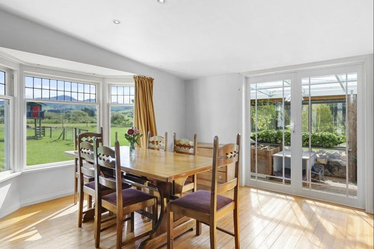 Photo of property in 214 Waianiwaniwa Road, Sheffield, Darfield, 7571