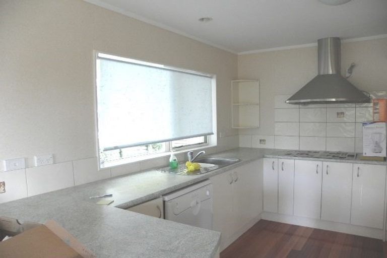 Photo of property in 60a Titirangi Road, New Lynn, Auckland, 0600