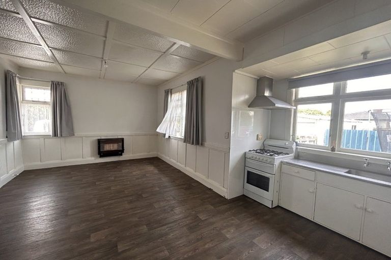 Photo of property in 30 Pascal Street, Palmerston North, 4410