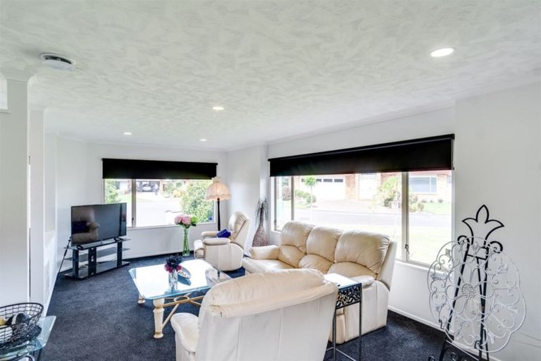 Photo of property in 5 Wilton Row, Taradale, Napier, 4112