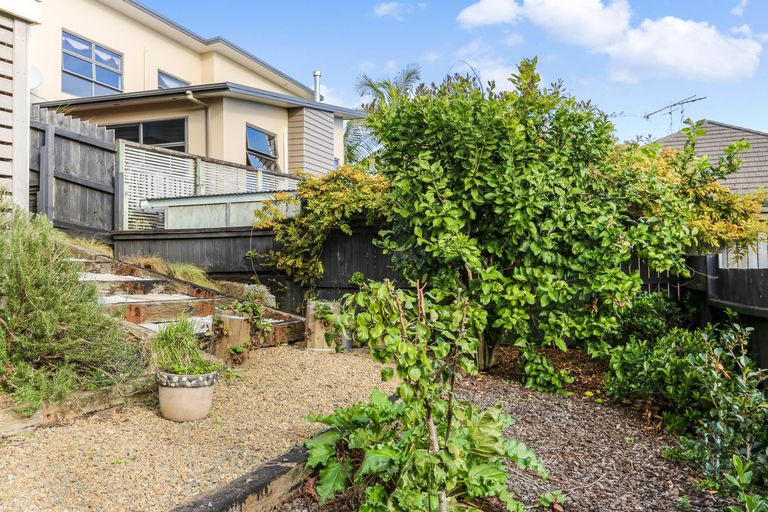 Photo of property in 64 Isabella Drive, Pukekohe, 2120