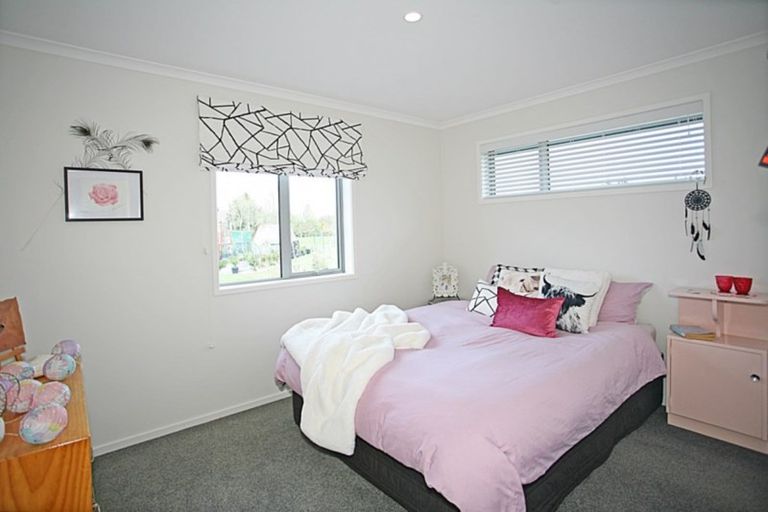 Photo of property in 17 Landsborough Drive, Darfield, 7571