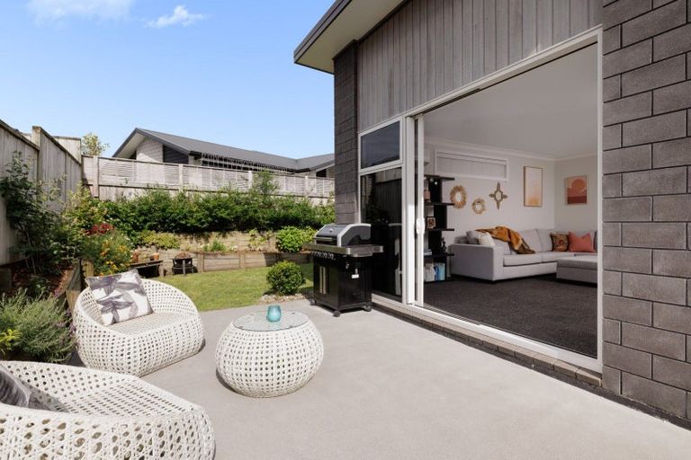 Photo of property in 20 Penetaka Heights, Pyes Pa, Tauranga, 3112