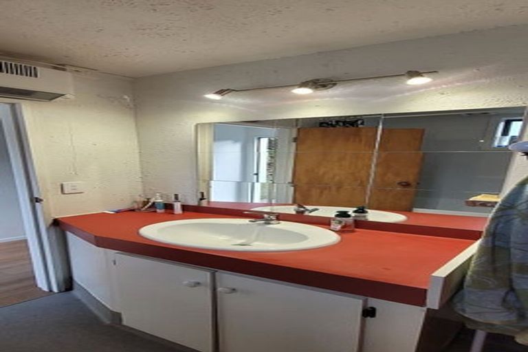 Photo of property in 12b Mount Iron Drive, Wanaka, 9305