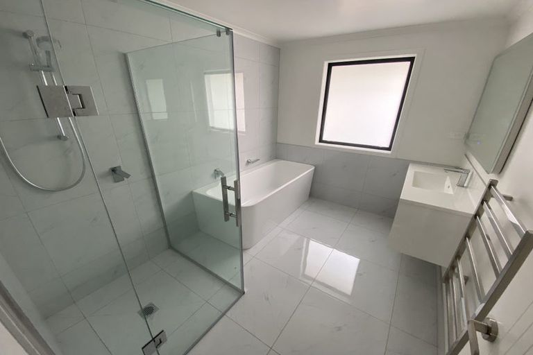 Photo of property in 2 Kukari Close, Flagstaff, Hamilton, 3210