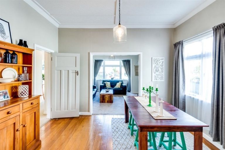 Photo of property in 132 Nelson Crescent, Napier South, Napier, 4110