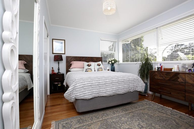 Photo of property in 54 Helena Street, Massey, Auckland, 0614