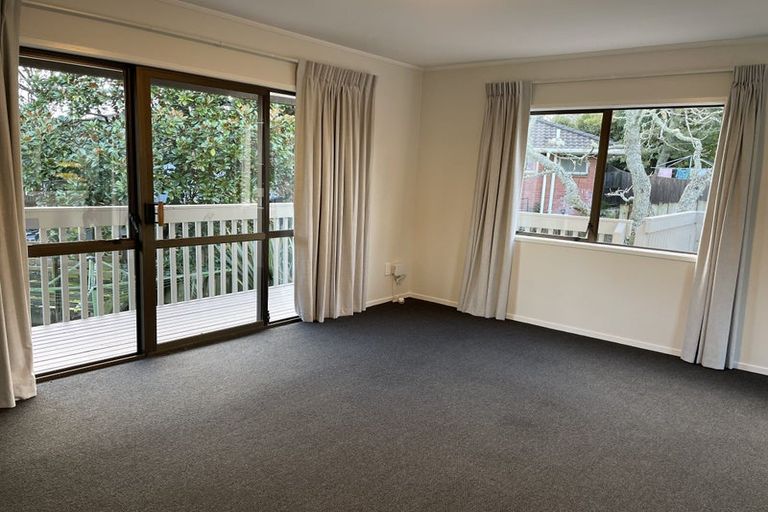 Photo of property in 227 Titirangi Road, Titirangi, Auckland, 0604