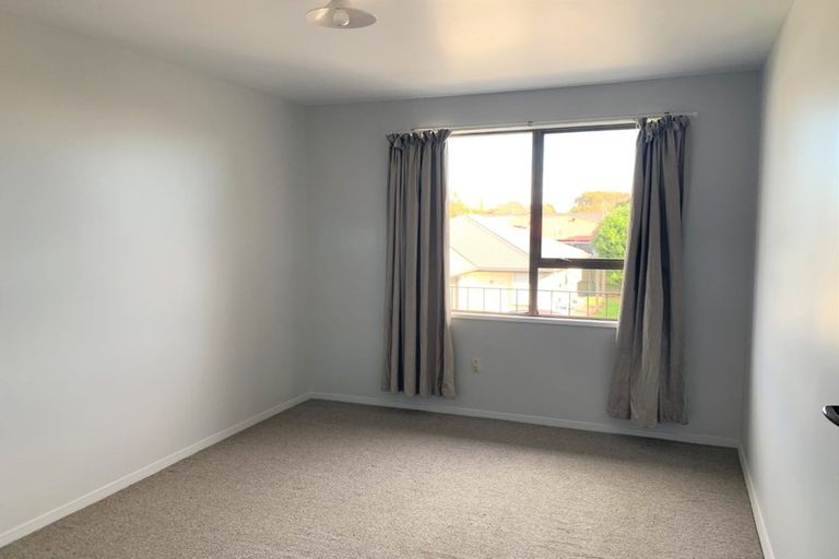 Photo of property in 4/35 Elizabeth Street, Riccarton, Christchurch, 8041