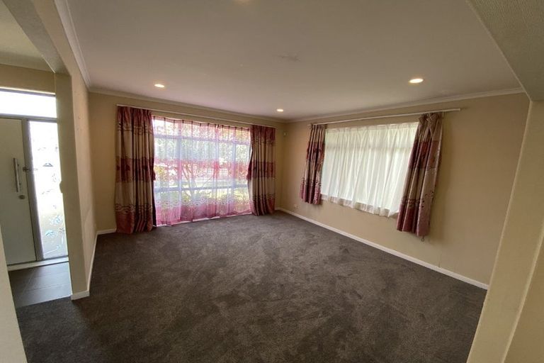 Photo of property in 104 Stancombe Road, Flat Bush, Auckland, 2016