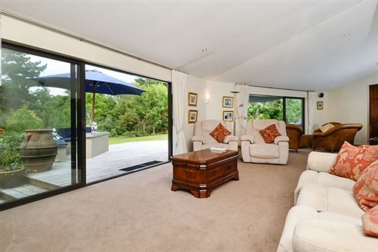 Photo of property in 9 Kauri Road, Whenuapai, Auckland, 0618