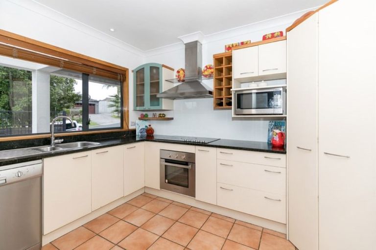 Photo of property in 2 Harrowfield Drive, Harrowfield, Hamilton, 3210