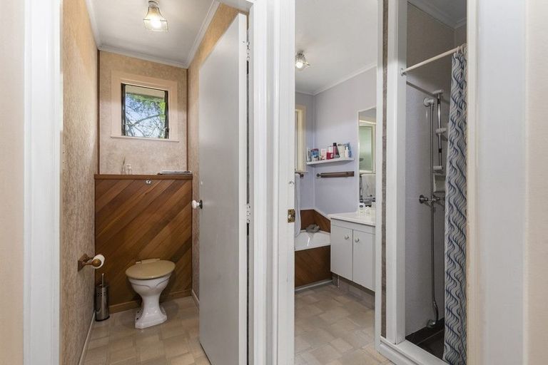 Photo of property in 68 Blakeborough Drive, Forrest Hill, Auckland, 0620