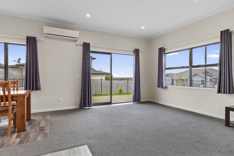 Photo of property in 35 Longbow Terrace, Flagstaff, Hamilton, 3210