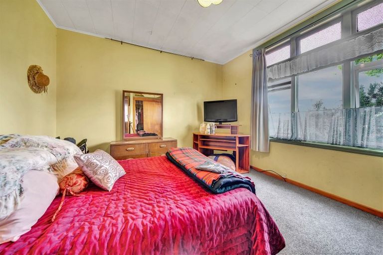 Photo of property in 22 Hunter Street, Hawera, 4610