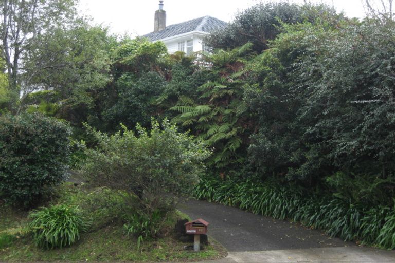 Photo of property in 82 Huatoki Street, Vogeltown, New Plymouth, 4310