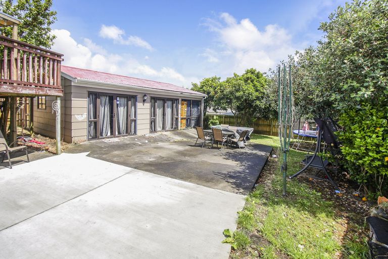 Photo of property in 601 Massey Road, Mangere, Auckland, 2022