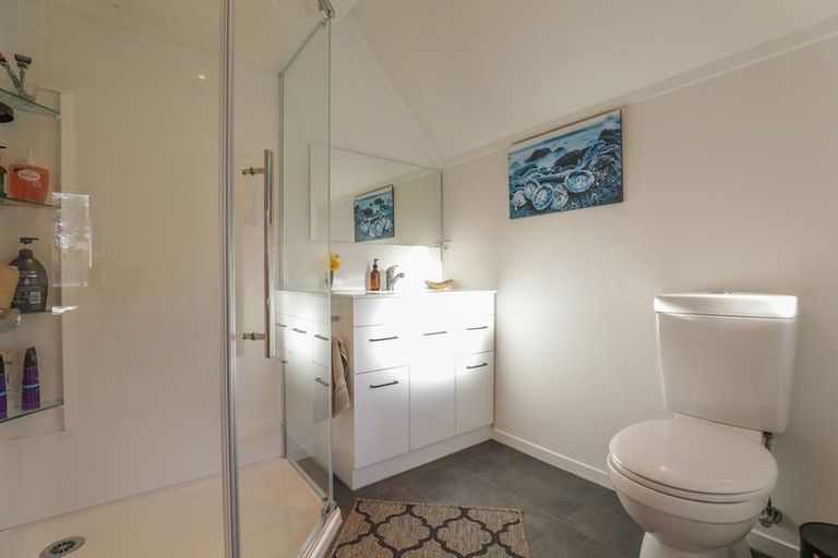 Photo of property in 68 Kinloch Road, Kinloch, Taupo, 3377