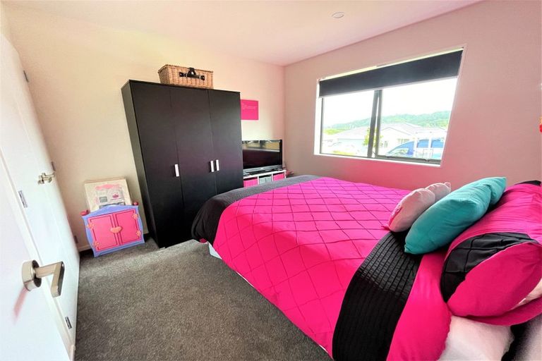 Photo of property in 72 Jeroboam Loop, Kumeu, 0810