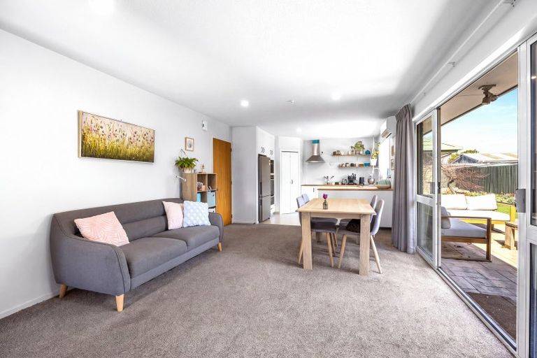 Photo of property in 45 Showgate Avenue, Sockburn, Christchurch, 8042