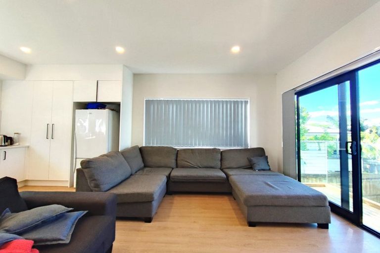 Photo of property in 4d Deep Creek Road, Torbay, Auckland, 0630
