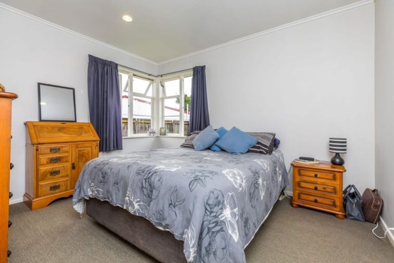 Photo of property in 111a Clevedon Road, Papakura, 2110
