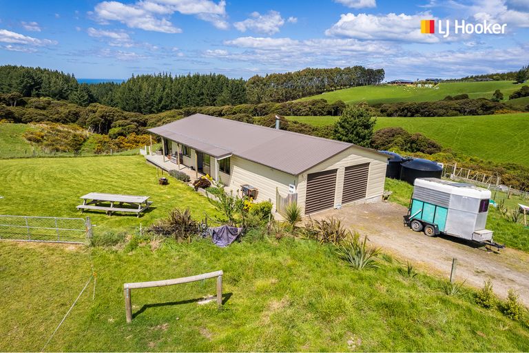 Photo of property in 163 Akatore Road, Taieri Beach, Brighton, 9091