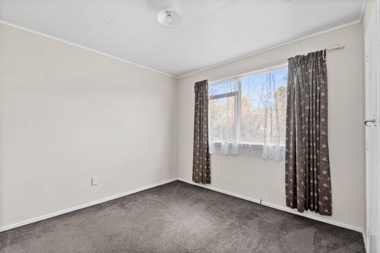 Photo of property in 33b Kawaha Point Road, Fairy Springs, Rotorua, 3015