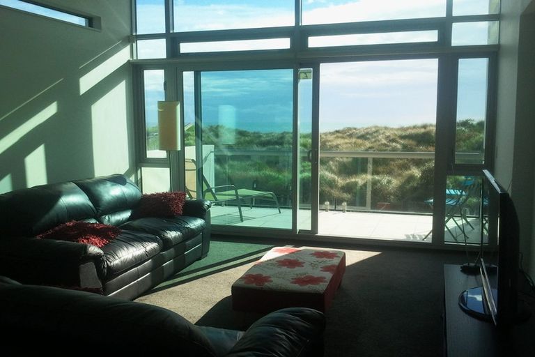 Photo of property in 9/272 Marine Parade, New Brighton, Christchurch, 8061