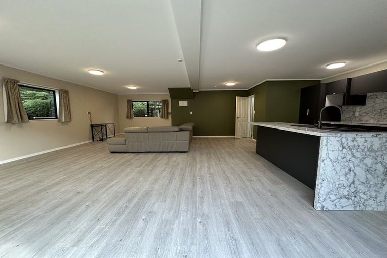 Photo of property in 6 Tanah Merah Drive, Papakura, 2110