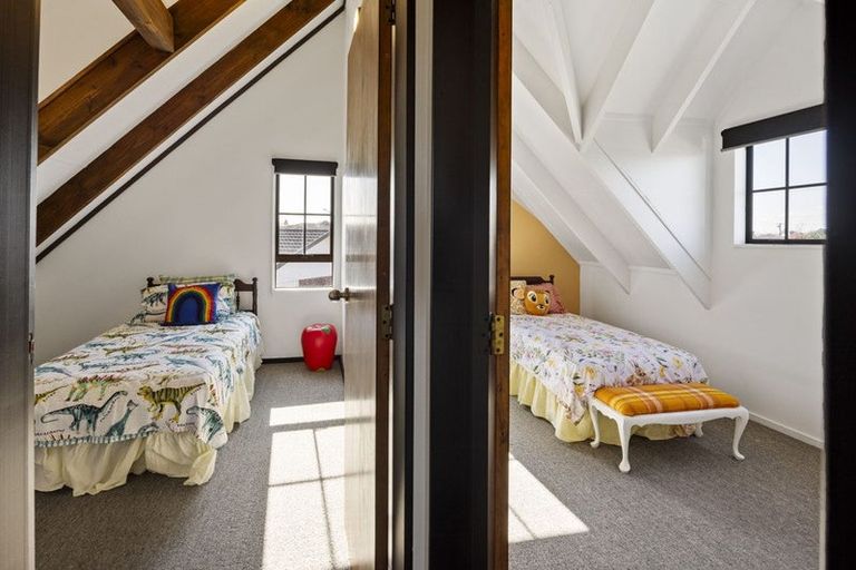 Photo of property in 28 Mccarthy Street, Hawera, 4610